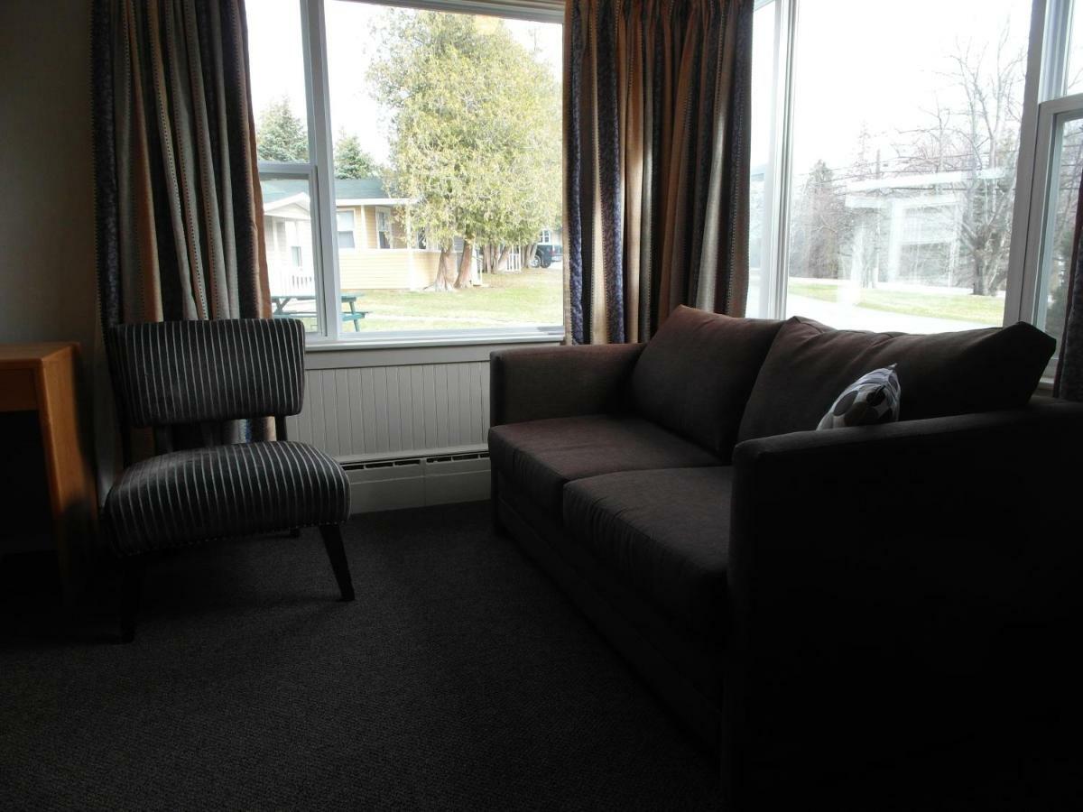 Lionstone Inn Motel & Cottages Pictou Dış mekan fotoğraf