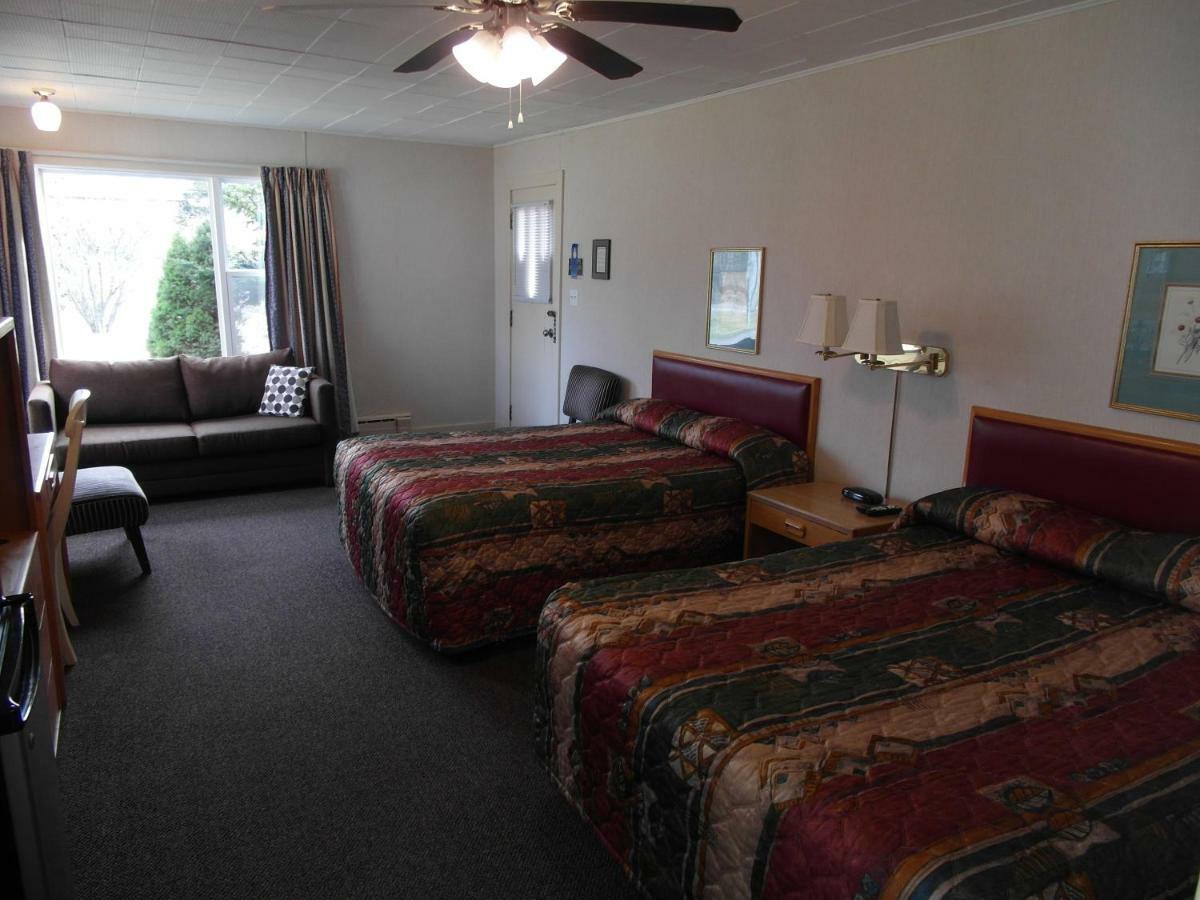 Lionstone Inn Motel & Cottages Pictou Dış mekan fotoğraf