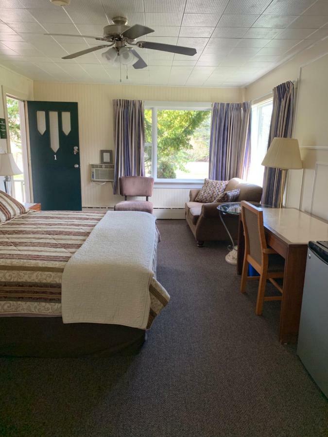 Lionstone Inn Motel & Cottages Pictou Dış mekan fotoğraf