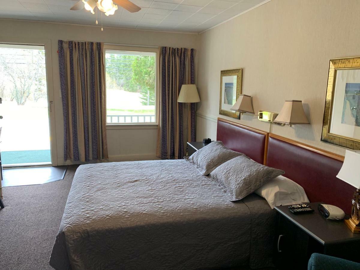 Lionstone Inn Motel & Cottages Pictou Dış mekan fotoğraf